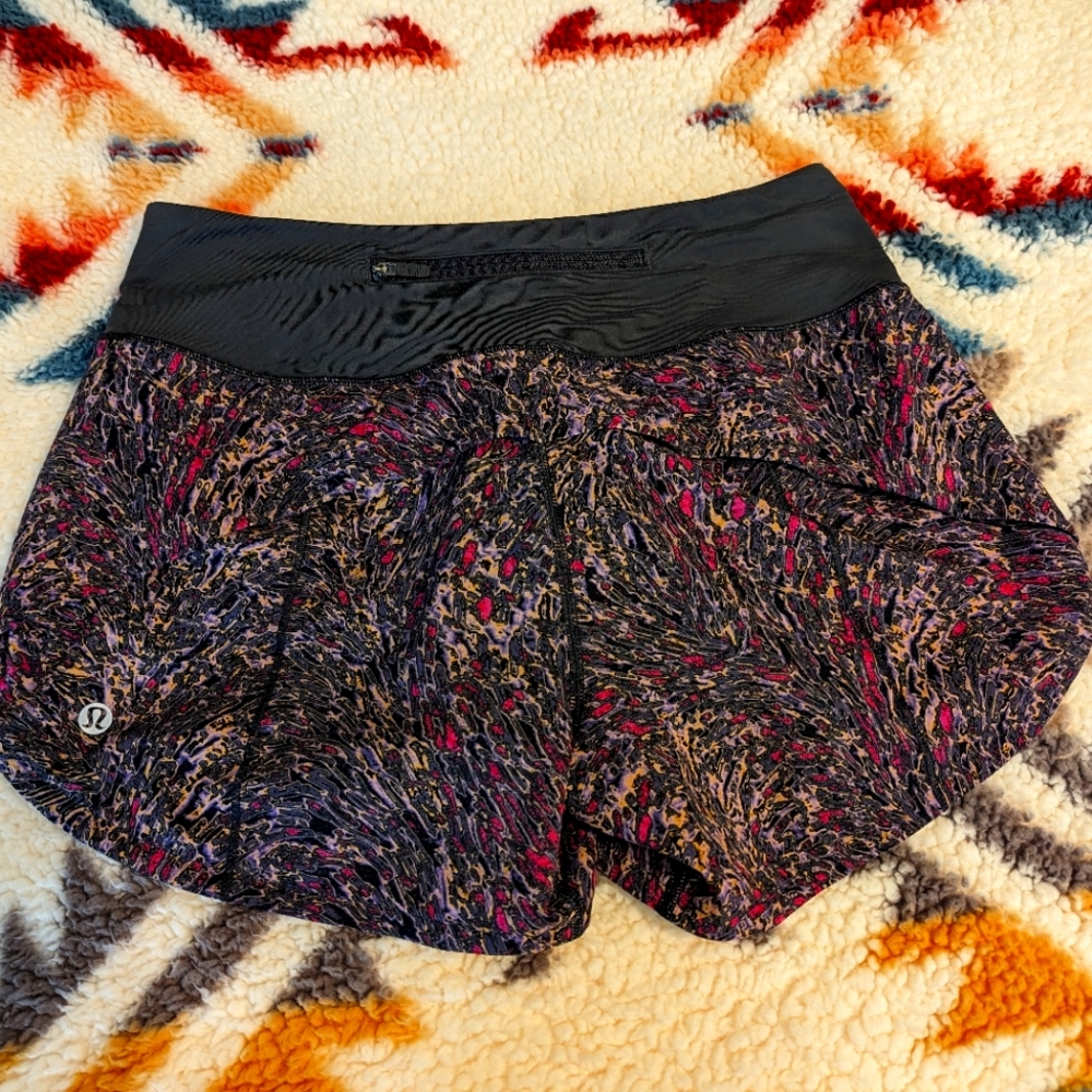 Lululemon Speed Up Low Rise 4" Shorts